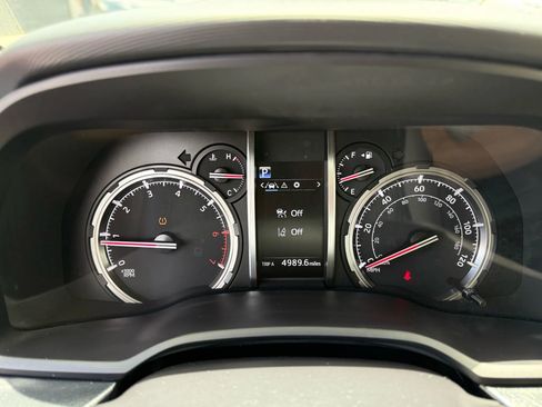 Used 2020 Toyota 4Runner Venture image 30