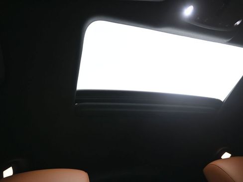 Used 2023 INFINITI QX80 Sensory w/ Cargo Package AWD/4WD image 28