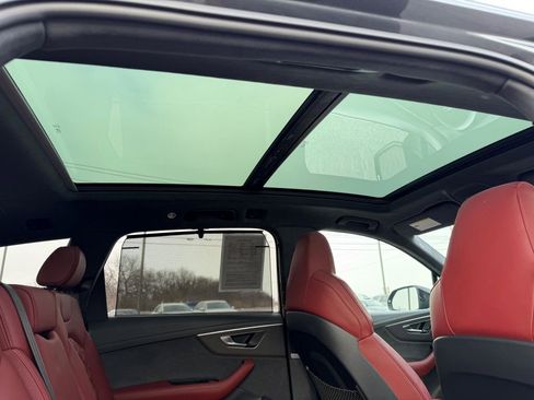 Certified 2025 Audi SQ7 Prestige w/ Prestige Package image 19