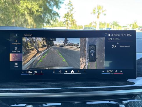 New 2026 BMW X5 sDrive40i w/ M Sport Package image 21