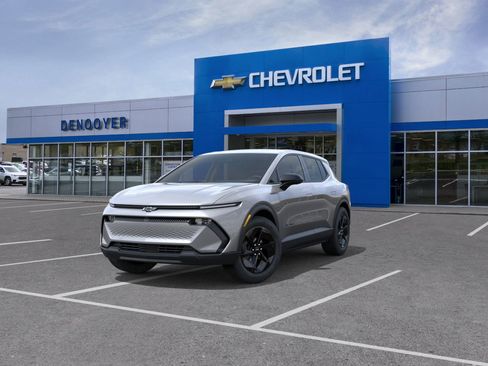 New 2026 Chevrolet Equinox EV LT image 32