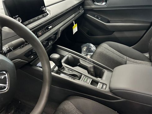 New 2025 Honda Accord SE image 11