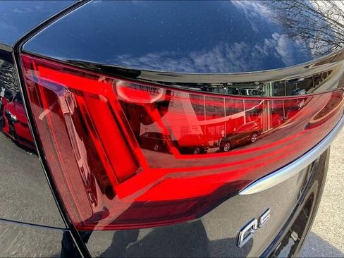 Used 2023 Audi Q5 2.0T Prestige w/ Prestige Package image 27