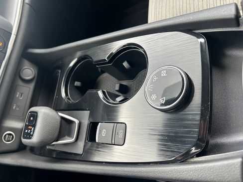 Certified 2023 Nissan Rogue SV AWD/4WD image 14