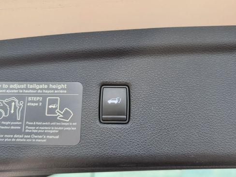 Used 2019 INFINITI QX50 Essential w/ Premium Heat Package FWD image 29