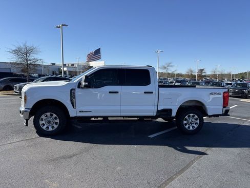 Used 2024 Ford F250 XLT image 4