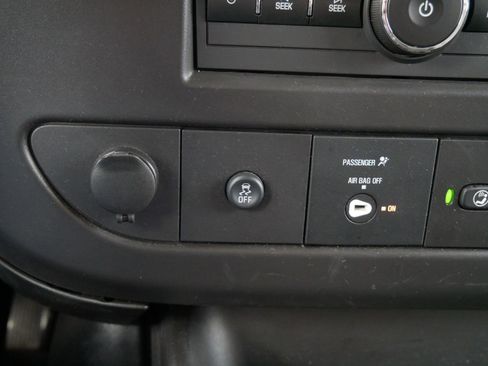 Used 2025 GMC Savana 3500 LT w/ LT Preferred Equipment Group image 24