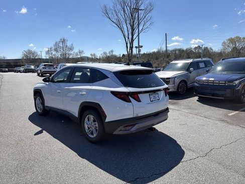 New 2026 Hyundai Tucson SE image 5