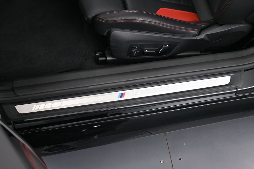 Used 2025 BMW M2 w/ Lighting Package RWD image 16