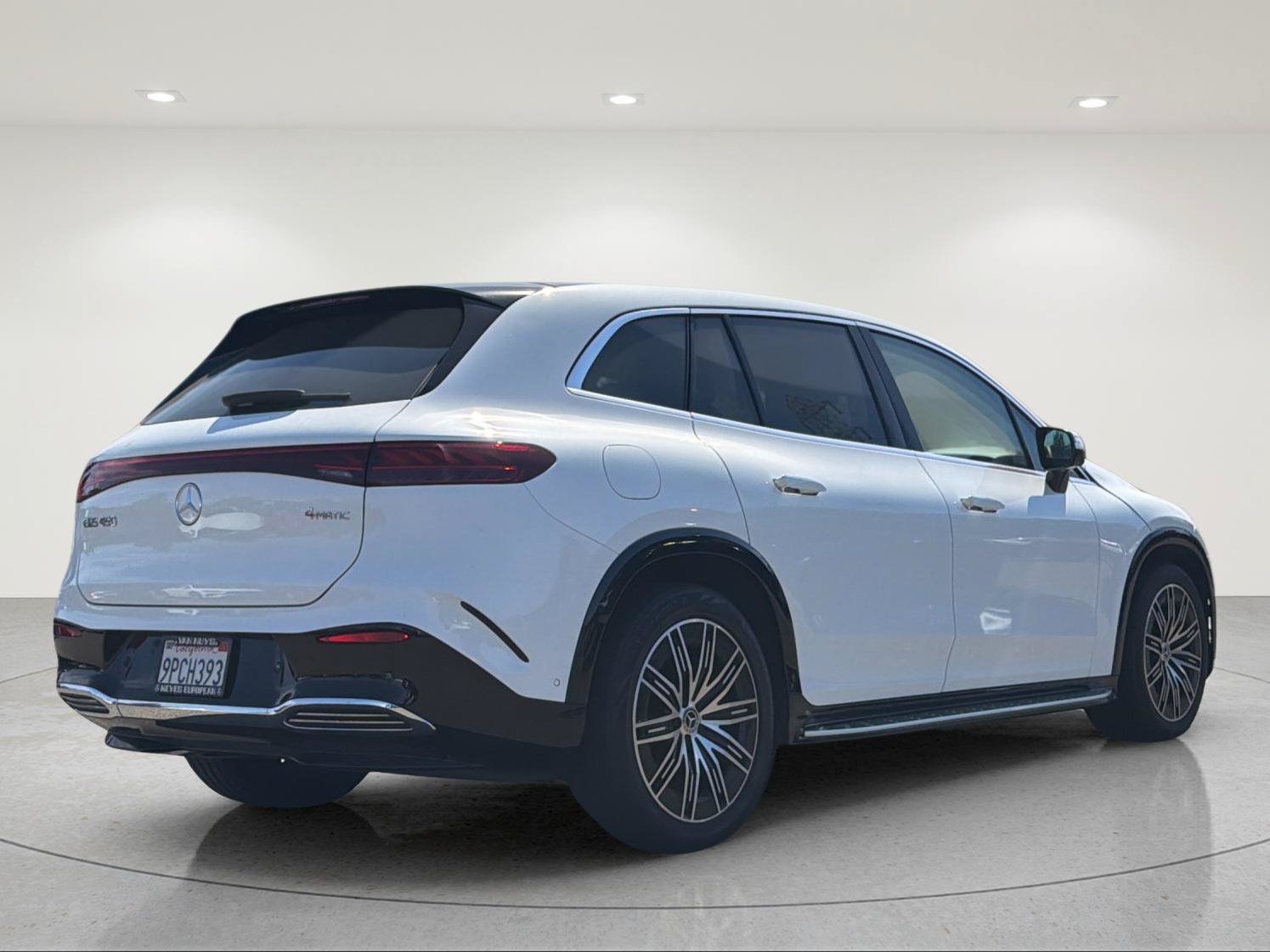 Used 2024 Mercedes-Benz EQS 450+ 4MATIC SUV image 4