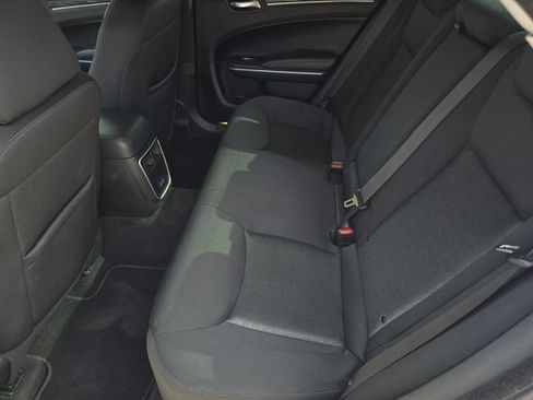 Used 2021 Chrysler 300 Touring w/ Sport Appearance Package RWD image 34