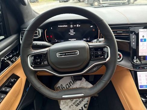 Used 2025 Jeep Grand Wagoneer L Series III w/ Quick Order Packagew 28T image 19