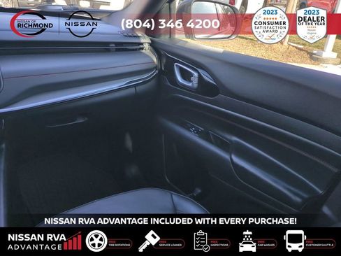 Used 2024 Jeep Compass Trailhawk image 18