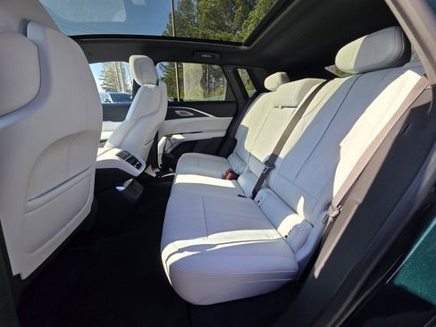 Used 2024 Cadillac Lyriq Luxury image 15