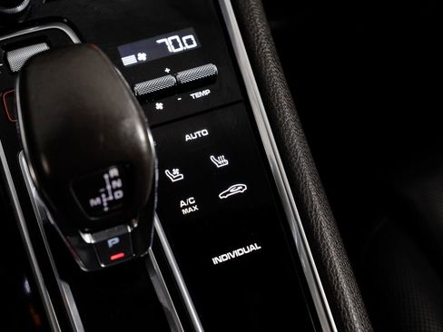 Used 2021 Porsche Panamera image 23