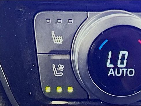 Used 2024 Toyota Grand Highlander FWD image 18