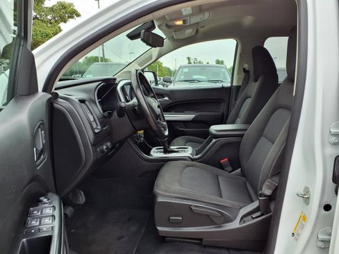 Used 2019 Chevrolet Colorado LT AWD/4WD image 17