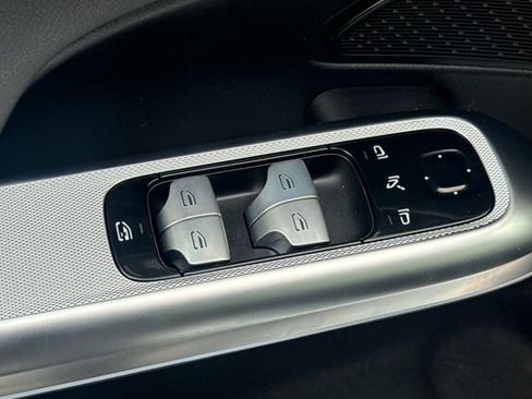 Certified 2025 Mercedes-Benz E 350 4MATIC Sedan image 12