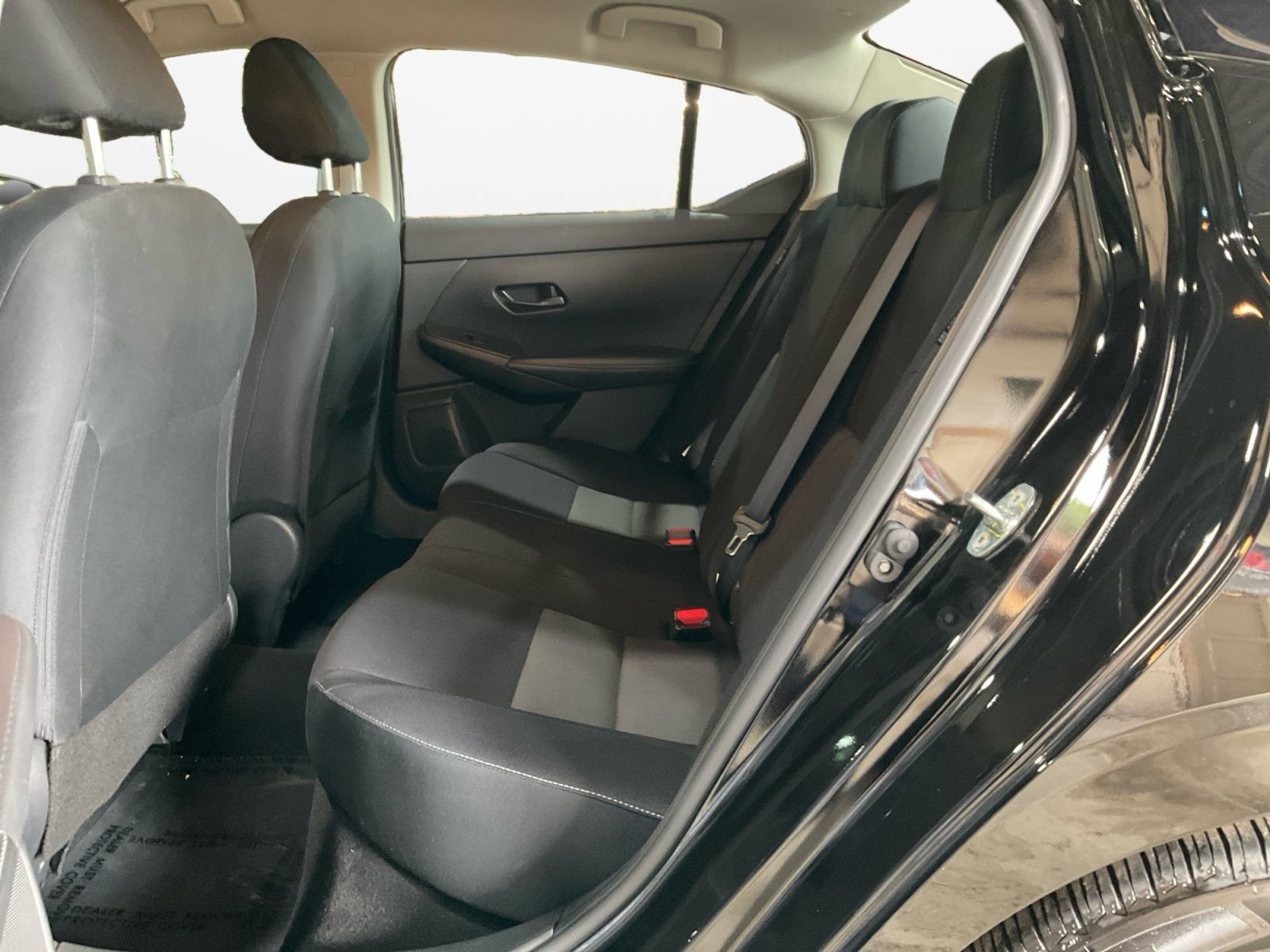 Used 2024 Nissan Sentra SV FWD image 15