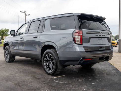 Used 2021 Chevrolet Suburban Z71 w/ Z71 Off-Road Package AWD/4WD image 3