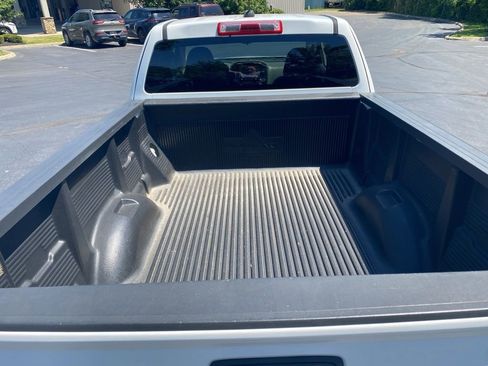 Used 2016 Chevrolet Colorado W/T RWD image 8