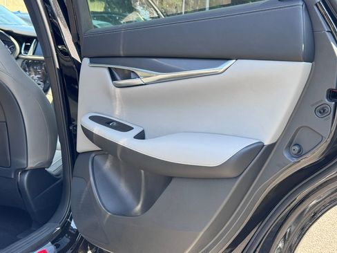 New 2025 INFINITI QX50 Luxe image 22