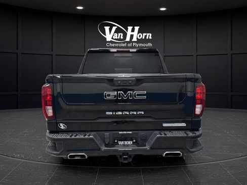 Used 2022 GMC Sierra 1500 Elevation w/ Elevation Premium Package image 4