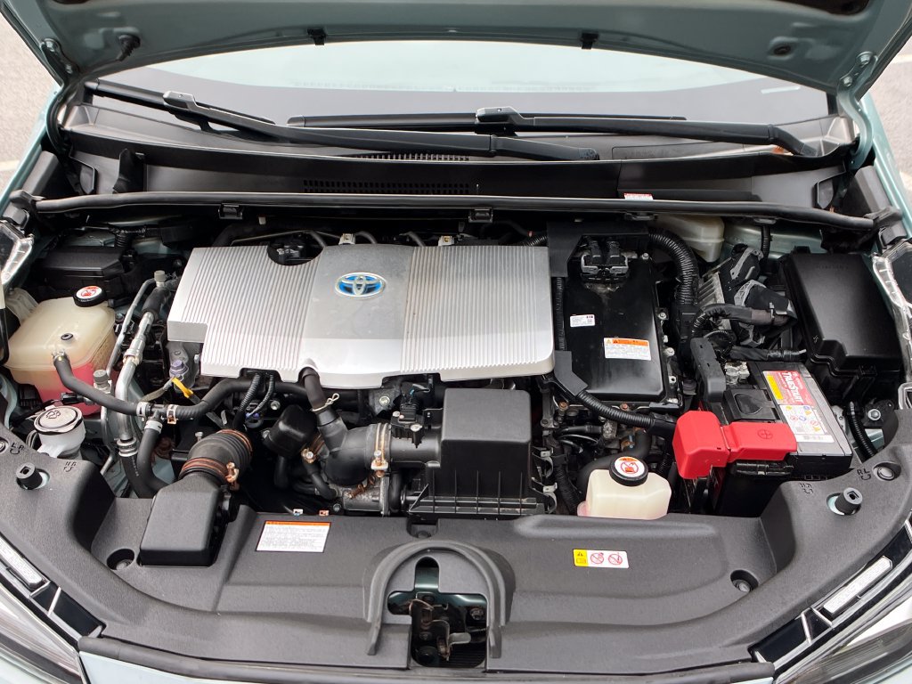 Used 2019 Toyota Prius XLE AWD/4WD image 21
