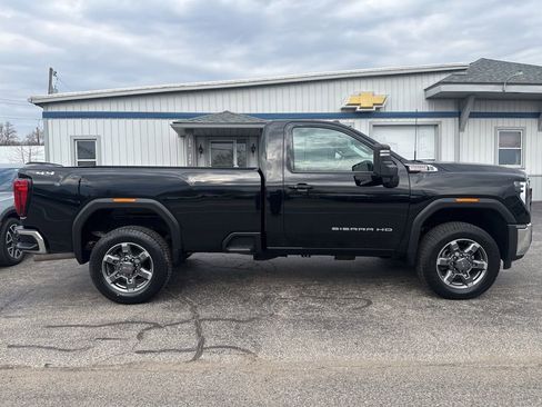 Used 2025 GMC Sierra 2500 SLE w/ SLE Convenience Package AWD/4WD image 8