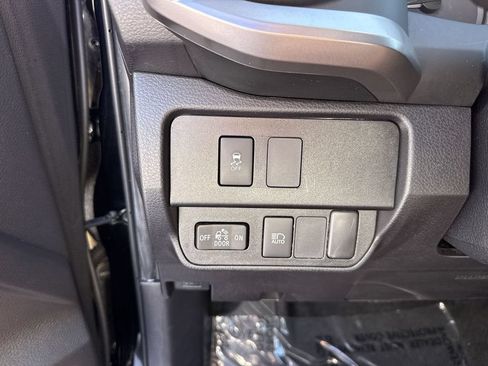 Used 2022 Toyota Tacoma SR5 w/ Technology Package RWD image 55