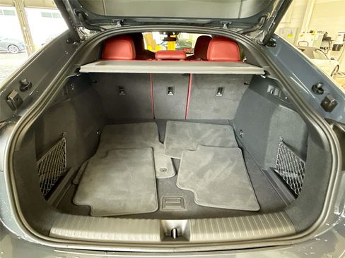 Certified 2025 Audi SQ6 e-tron Prestige w/ Red Edition One image 27