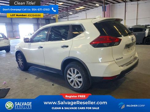 Used 2017 Nissan Rogue S FWD image 3