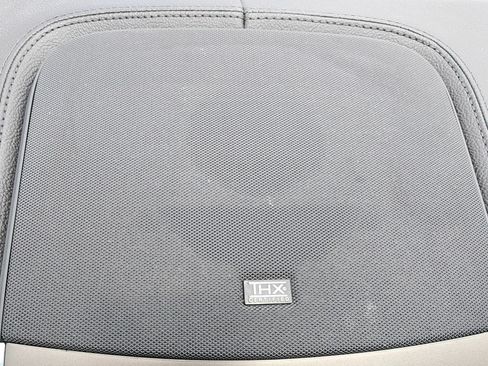 Used 2013 Lincoln MKX FWD image 33