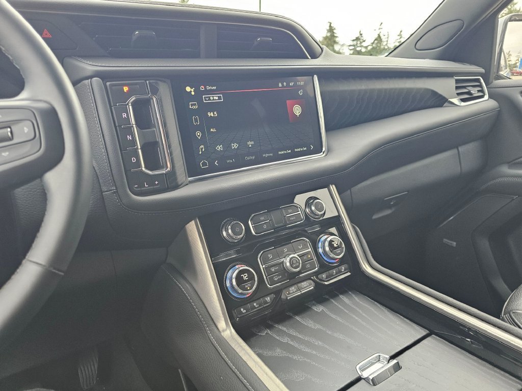 Used 2024 GMC Yukon XL Denali w/ Max Trailering Package AWD/4WD image 31