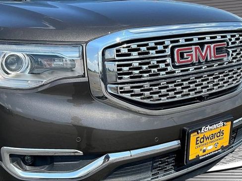 Used 2019 GMC Acadia Denali w/ Technology Package AWD/4WD image 33