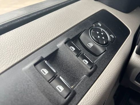 Used 2022 Ford F450 XLT image 16