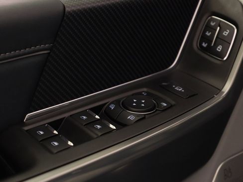 Used 2024 Ford F450 Limited w/ FX4 Off-Road Package image 15