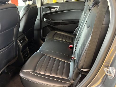Used 2024 Ford Edge SEL AWD/4WD image 8