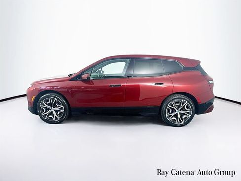 Used 2024 BMW iX xDrive50 w/ Sport Package AWD/4WD image 4