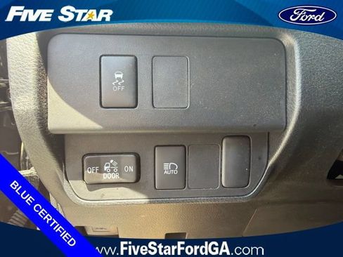 Used 2023 Toyota Tacoma SR AWD/4WD image 14