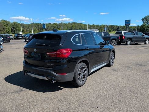 Used 2022 BMW X1 xDrive28i AWD/4WD image 4