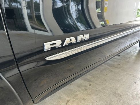 Used 2019 RAM 1500 Limited AWD/4WD image 17