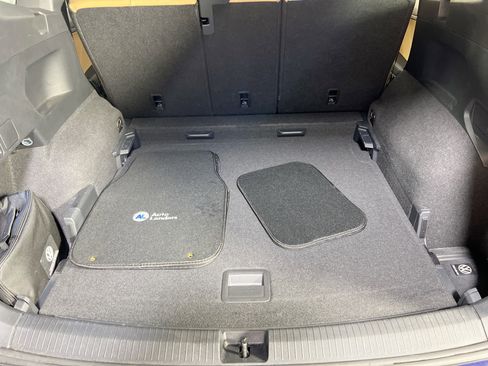 Used 2022 Volkswagen Tiguan SE image 23