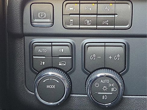 New 2026 Chevrolet Tahoe Premier image 21