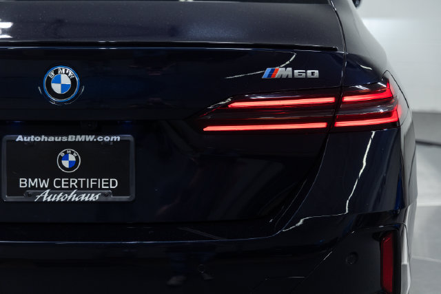 Used 2024 BMW i5 M60 w/ Premium Package AWD/4WD image 8