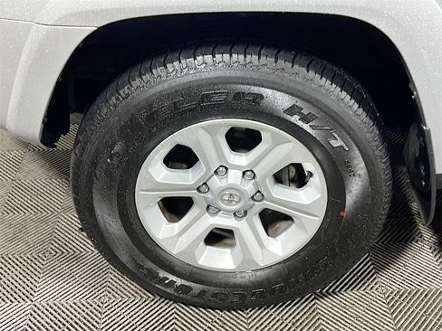 Certified 2024 Toyota 4Runner SR5 image 28