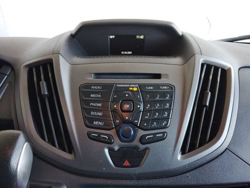 Used 2019 Ford Transit 250 148 Medium Roof RWD image 25
