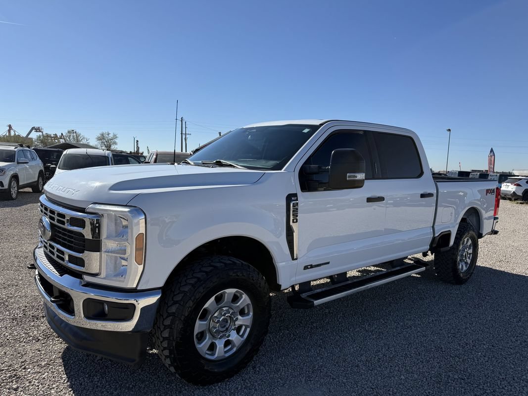 Used 2024 Ford F250 XLT w/ FX4 Off-Road Package AWD/4WD image 4