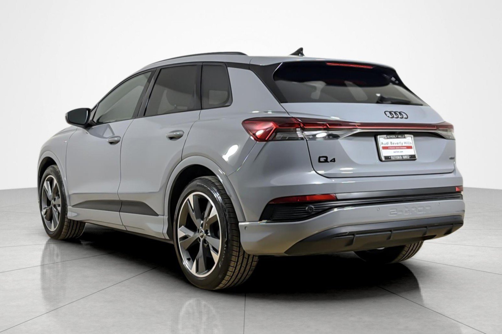 Certified 2024 Audi Q4 e-tron Premium Plus w/ Premium Plus AWD/4WD image 3