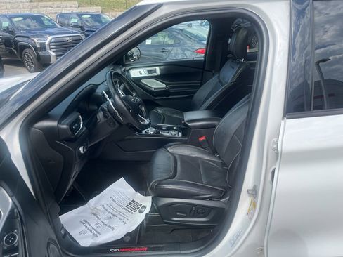 Used 2021 Ford Explorer ST w/ ST Street Pack image 5